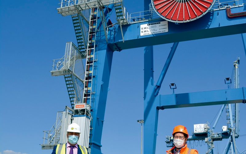 TMS avanza hacia una mayor eficiencia de la mano de Liebherr con una nueva gr&uacute;a STS