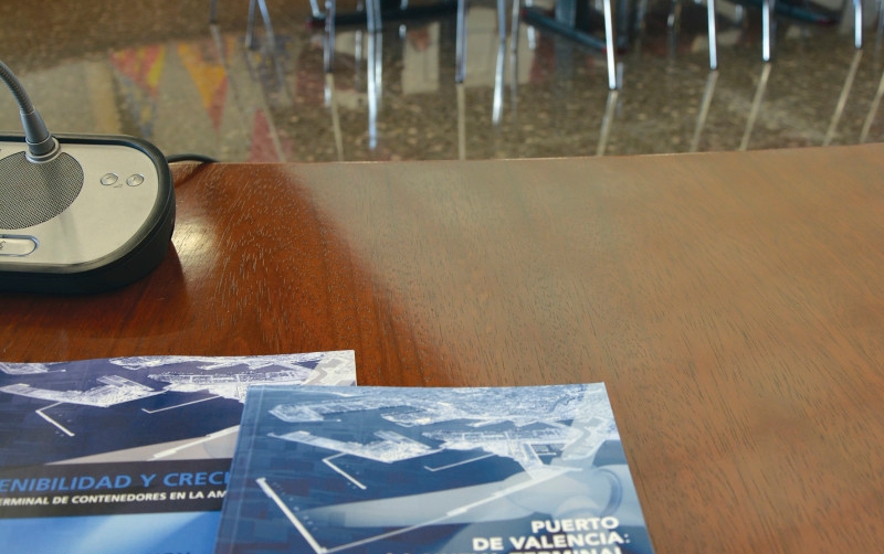 Los empresarios advierten de los perjuicios de no acometer la Terminal Norte del Puerto