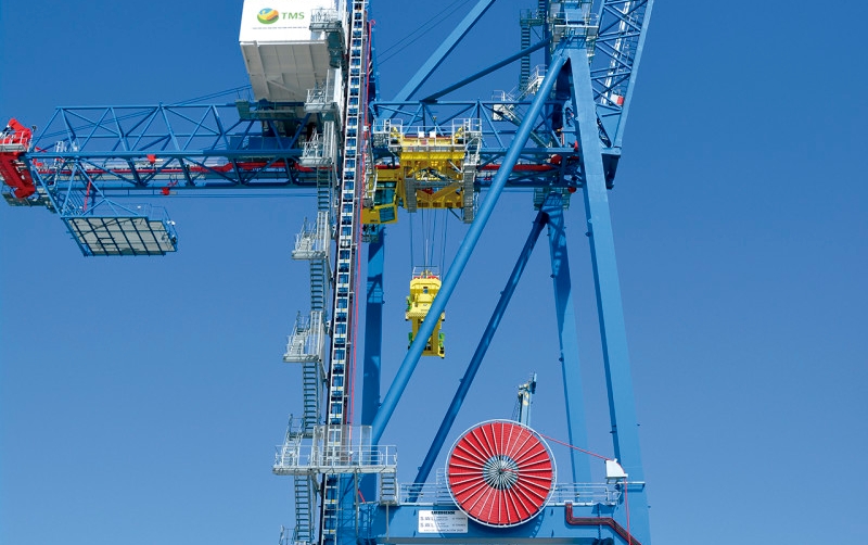 TMS avanza hacia una mayor eficiencia de la mano de Liebherr con una nueva gr&uacute;a STS