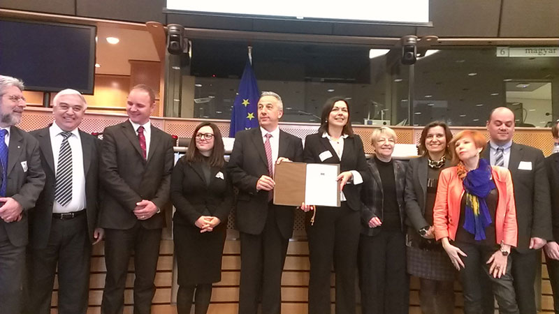 La Generalitat Valenciana suscribe la llamada &quot;Carta de Bolo&ntilde;a&quot;