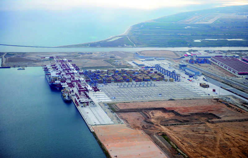 El Puerto de Barcelona celebra que Fomento cumpla con la licitaci&oacute;n de los accesos viarios