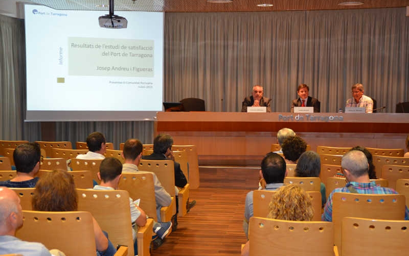 Clientes y usuarios punt&uacute;an con un notable alto los servicios del Puerto de Tarragona