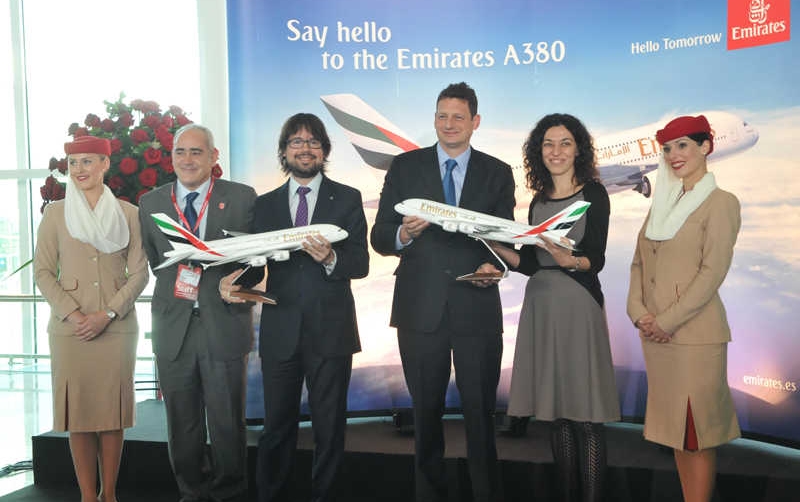 La aerol&iacute;nea Emirates trae al Aeropuerto de Barcelona el primer A380 en ruta regular