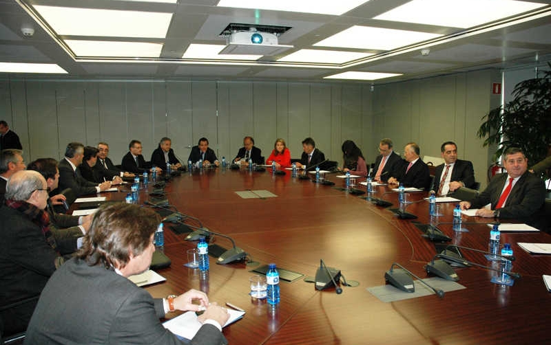 Enric Tic&oacute; reclama mayor presencia de los transitarios en los consejos de los puertos