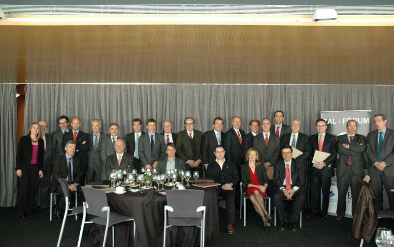 El Puerto de Barcelona se ofrece a liderar al sector log&iacute;stico en el camino hacia la salida de la crisis