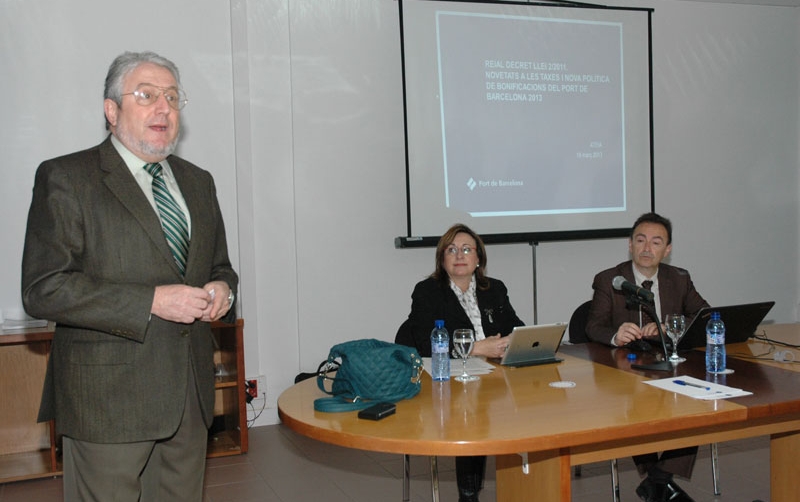 Rosa Puig: &quot;El Puerto de Barcelona sigue con el &aacute;nimo de contribuir en el ahorro de costes del comercio exterior&quot;