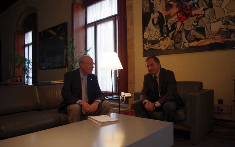 Moragues y Monzon&iacute;s hablan de la ubicaci&oacute;n de la Aduana en el Puerto de Castell&oacute;n