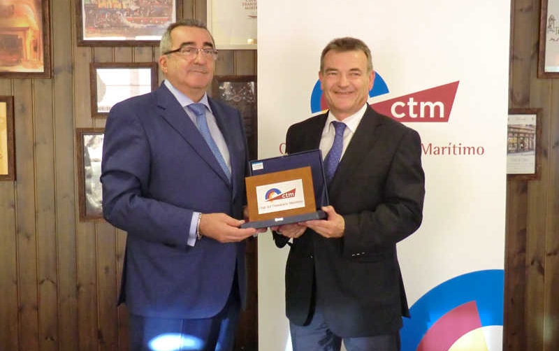 Puerto de Barcelona y Club del Transitario Mar&iacute;timo estrechan su colaboraci&oacute;n