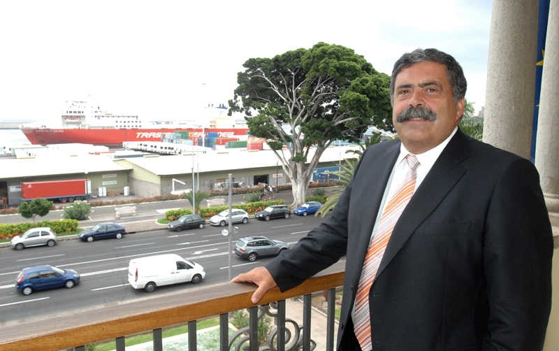 Los contenedores crecen un 4,63% en los Puertos de Tenerife