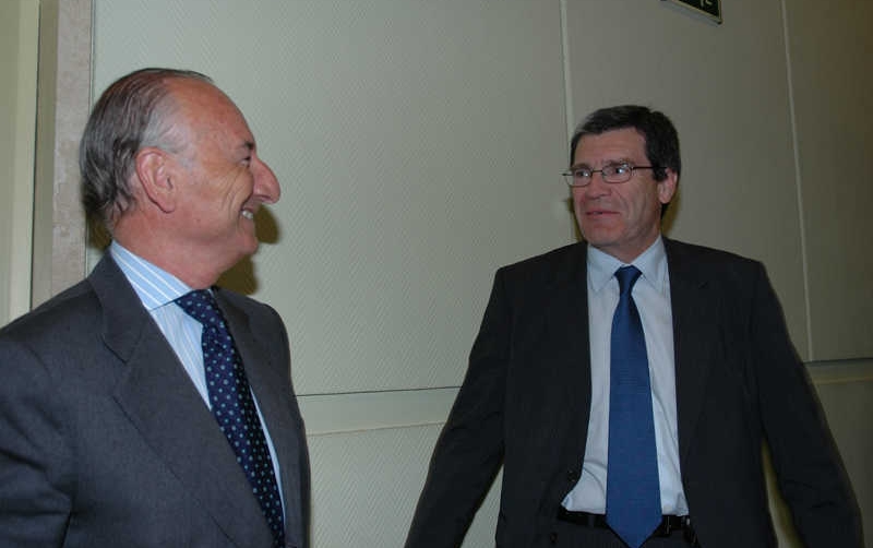 Aurelio Mart&iacute;nez se re&uacute;ne con Rafael Aznar para conocer los proyectos de la Autoridad Portuaria de Valencia