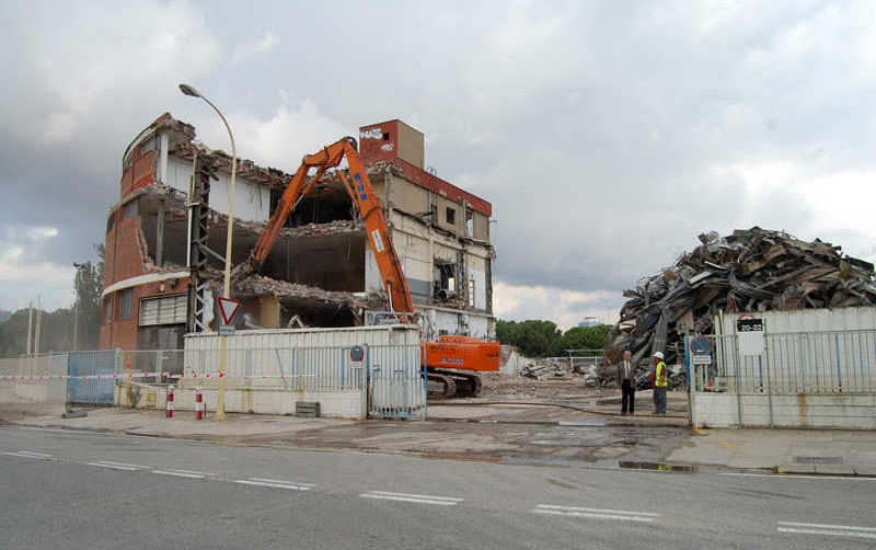 La Zona Franca de Barcelona pone suelo industrial en el mercado