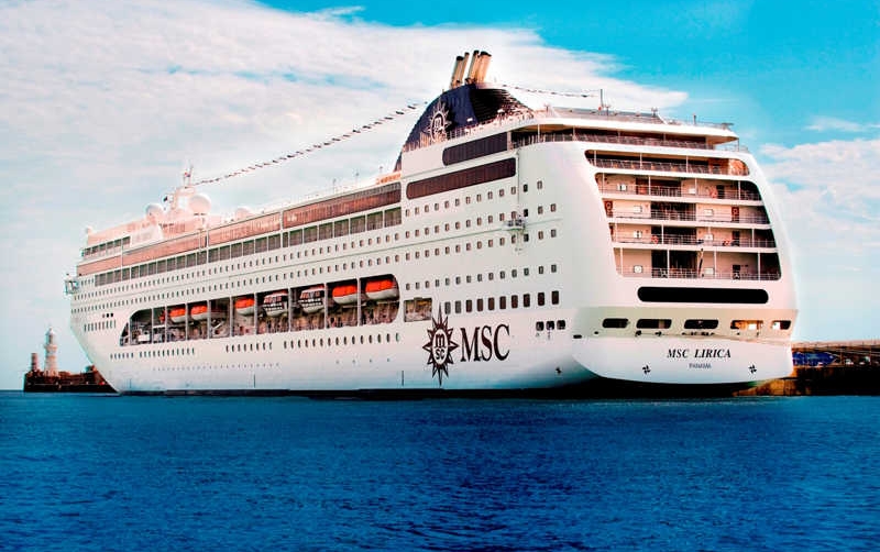 Palma de Mallorca, puerto de embarque del &quot;MSC Lirica&quot;
