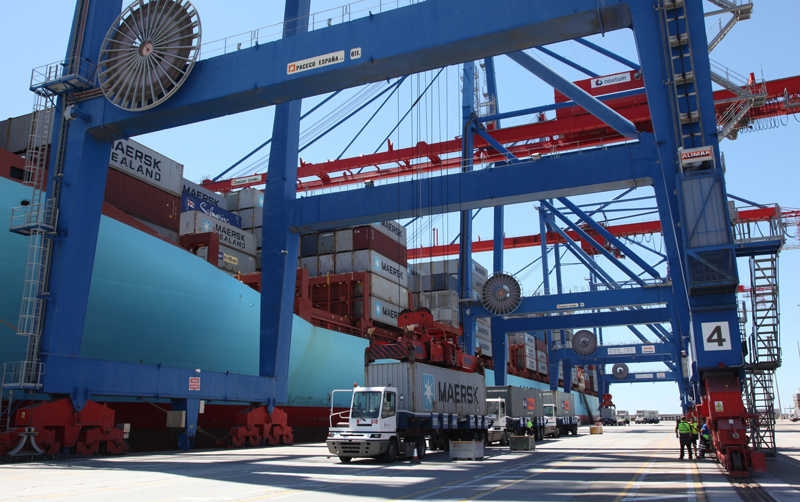 El Puerto de M&aacute;laga inicia hoy una semana con una alta actividad en los muelles