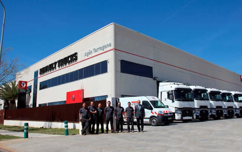 Renault Trucks inaugura un punto de red en Tarragona de la mano de Fernando Ag&oacute;n