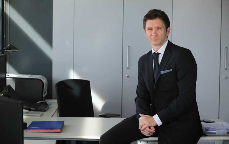 Carrefour renueva su contrato con ZAL Barcelona