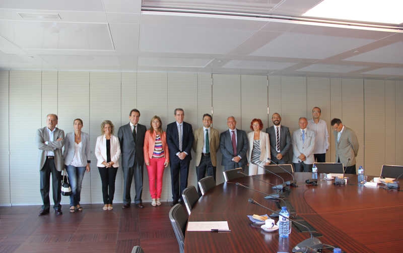 Miembros de la Comisi&oacute;n de Territorio del Parlament de Catalunya visitan el Puerto de Barcelona