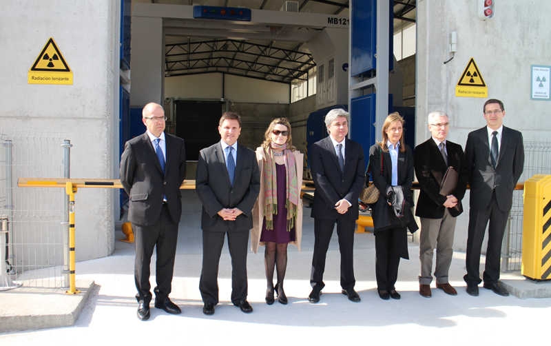 El estreno del esc&aacute;ner de contenedores sit&uacute;a a Tarragona entre los puertos m&aacute;s competitivos