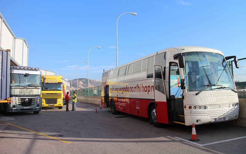 Leoproex protagoniza una campa&ntilde;a de donaci&oacute;n de sangre en el Puerto de Barcelona