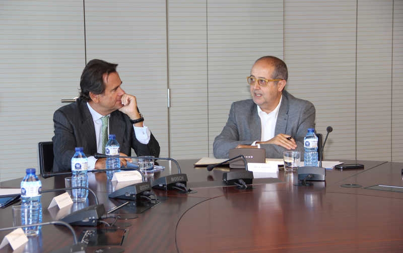 Felip Puig se entrevista con Sixte Cambra