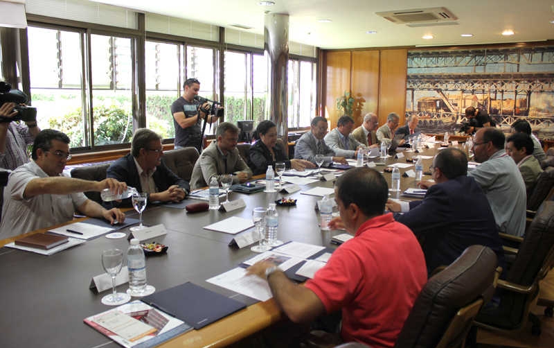 El Foro para el Transporte y la Log&iacute;stica de Huelva concreta prioridades en infraestructuras