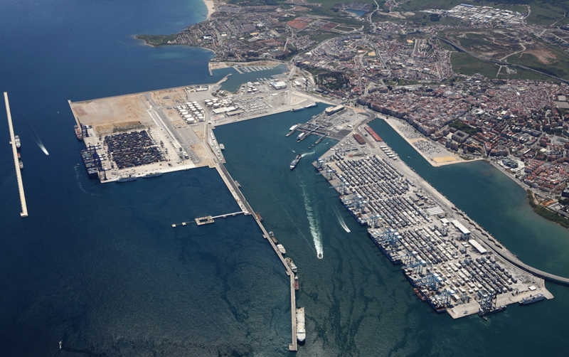 El tr&aacute;fico de contenedores crece un 4,3% en el Puerto de Algeciras entre enero y abril
