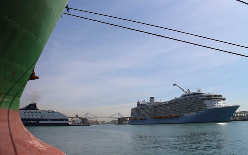El &quot;Anthem of the Seas&quot; se estrena en el Puerto de Barcelona