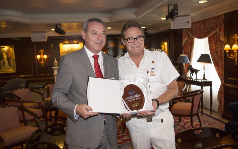 La Autoridad Portuaria de Motril celebra su d&eacute;cimo aniversario tras la autonom&iacute;a alcanzada de Almer&iacute;a