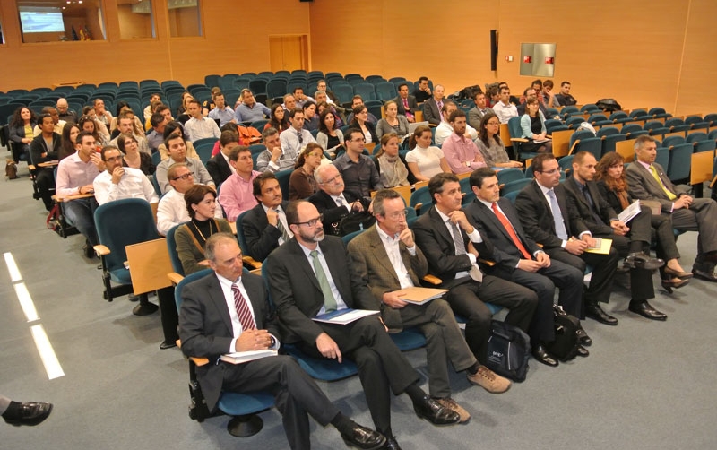 El debate sobre los ferrocarriles y los puertos propuesto por AAAIPEC re&uacute;ne a la comunidad portuaria en la APV