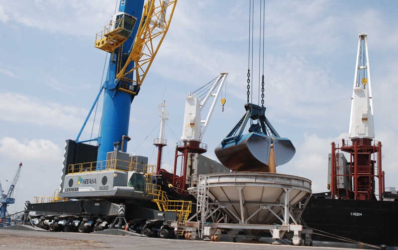 El Puerto de Tarragona cierra noviembre en positivo con un aumento del tr&aacute;fico del 1,7%