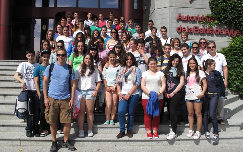 Los alumnos del IES Carlos III de Prado del Rey visitan el Puerto de Algeciras