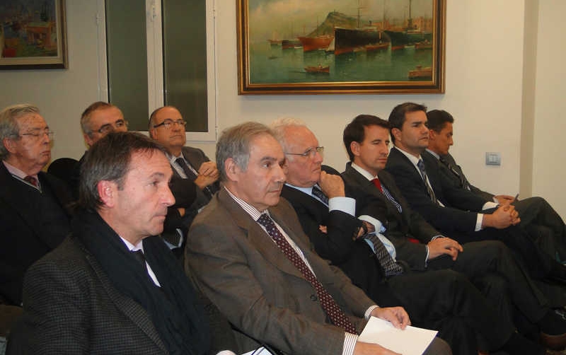 El Colegio de Agentes de Aduanas de Barcelona se abre a OEAs y representantes aduaneros