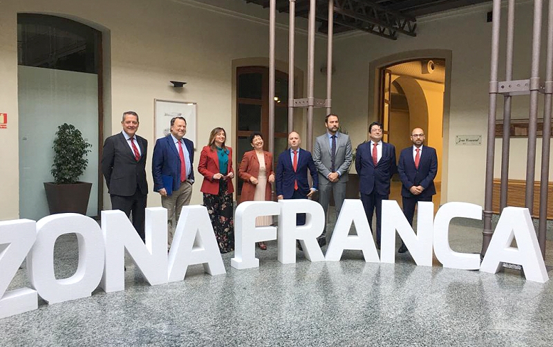 El delegado de Zona Franca Tenerife se re&uacute;ne con la subsecretaria de Hacienda&nbsp;