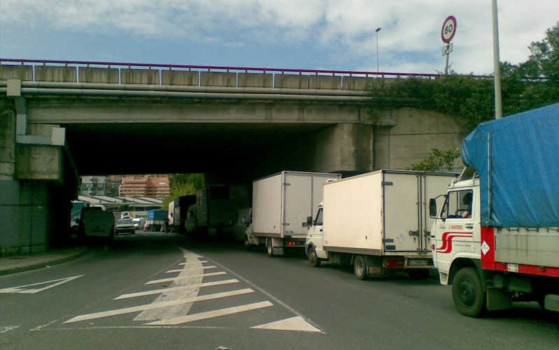 La cuerda se tensa entre patronal y sindicatos del transporte por carretera en Catalunya