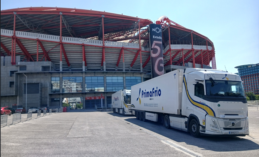 La compañía ha ejecutado operativas en el GGL Stadium (Montpellier), el Estadio da Luz (Lisboa), el Estadio San Mamés (Bilbao); la instalación del Atlético de Madrid en Alcalá de Henares, el estadio del Villarreal CF o el Carlos Belmonte de Albacete.