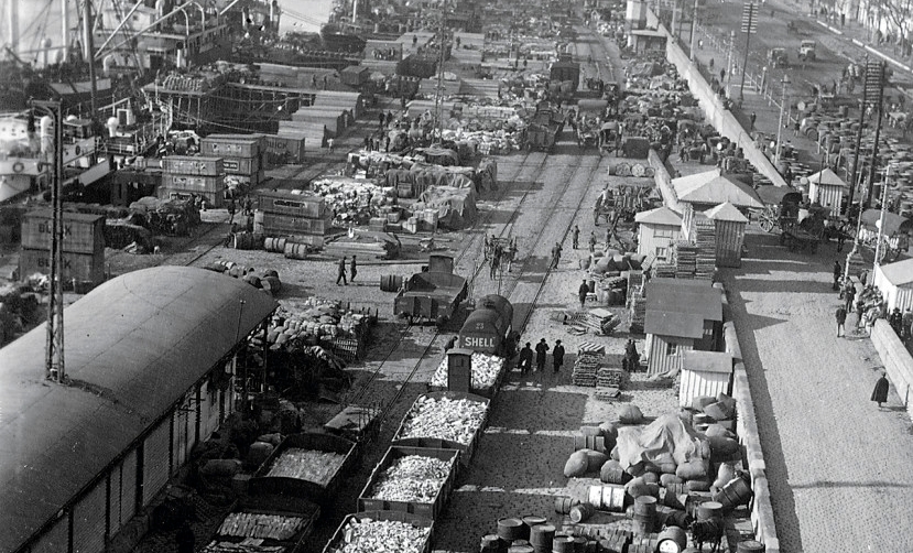 La Junta de Obras del Puerto:&nbsp;su historia, sus im&aacute;genes