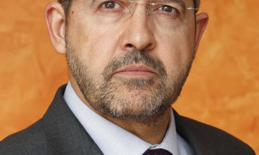 Correos nombra como director de Comunicaci&oacute;n a Adri&aacute;n Cordero
