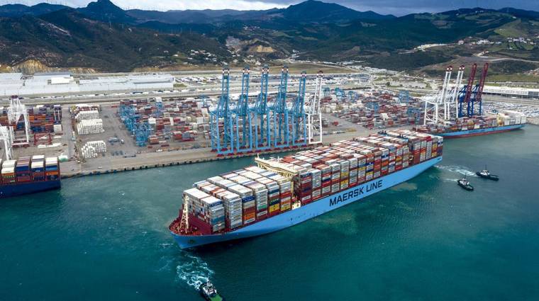 La consultora Drewry ha publicado su revisión anual del estado financiero de la industria del transporte marítimo de contenedores.