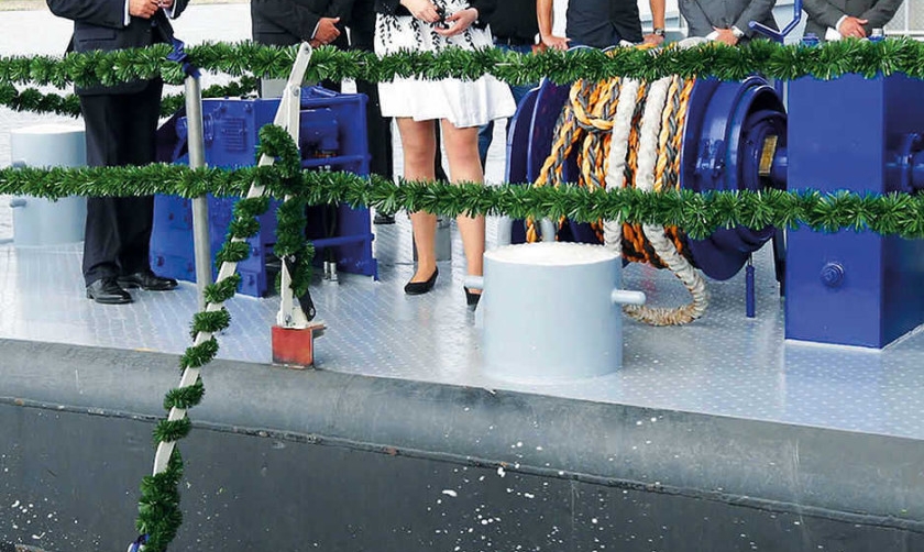 El Grupo Rhenus bota el primer barco europeo de navegaci&oacute;n fluvial con tecnolog&iacute;a Flex Tunnel