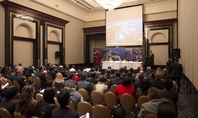 Un centenar de empresas mexicanas muestran su inter&eacute;s en estrechar lazos con el Puerto de Bilbao