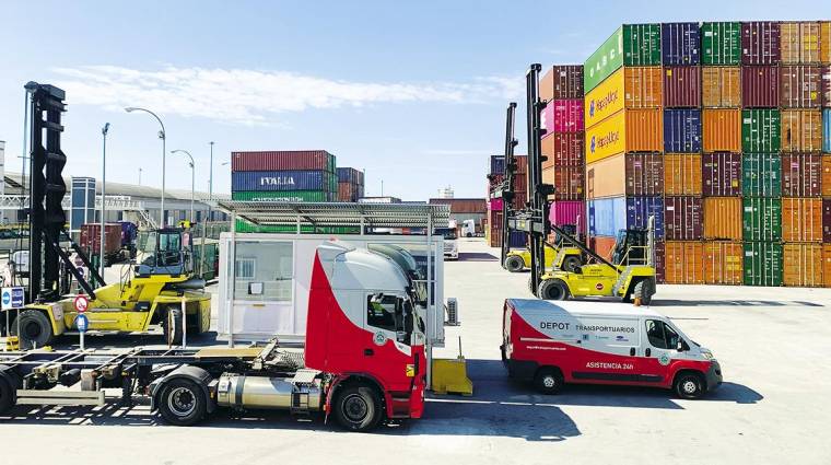 La introducción de nuevas tecnologías ha permitido a algunos depots retirar el papel de sus procesos diarios y agilizar la entrada y salida de camiones.