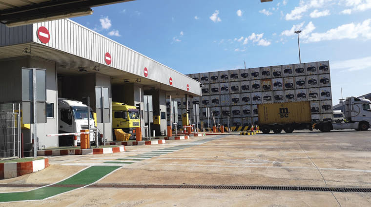 Las terminales de contenedores de Valenciaport canalizaron m&aacute;s de 1,4 millones de TEUs de import/export entre enero y julio.