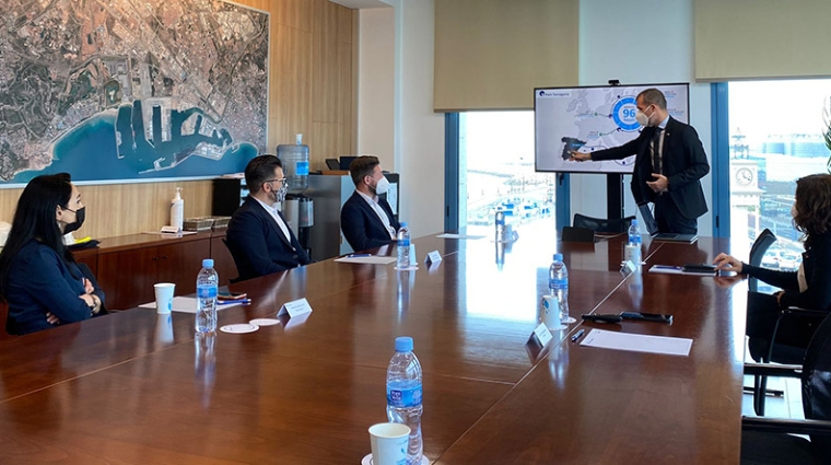 Selen Evcit ha sido recibida por el presidente del Port, Josep M Cruset y el comité.