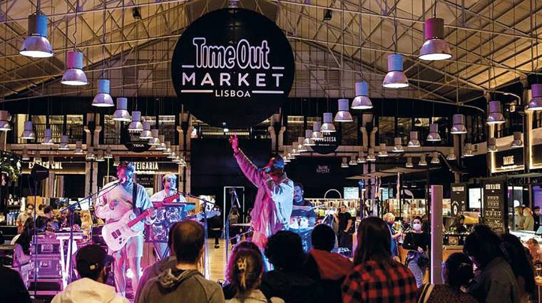 Time Out Market Barcelona celebrará el talento culinario y cultural local, y se ubicará en la terraza-mirador del Maremágnum, en la zona del Port Vell.