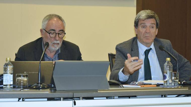 Francesc Sánchez, director general de la APV; y Aurelio Martínez, presidente de Valenciaport. Foto: Raúl Tárrega.