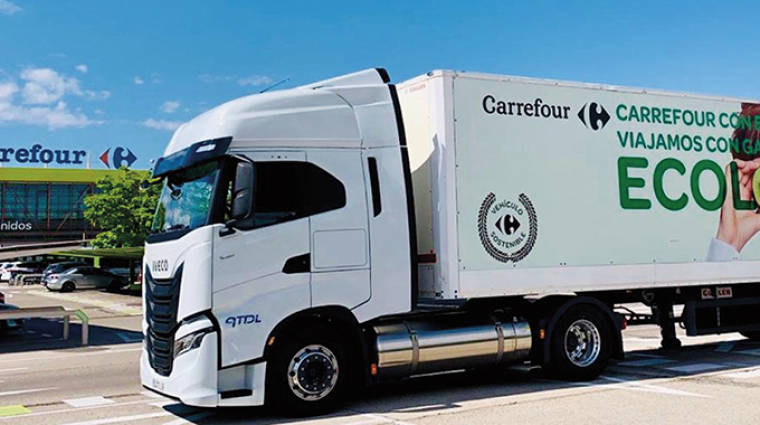 Carrefour aumenta su flota de camiones a gas.