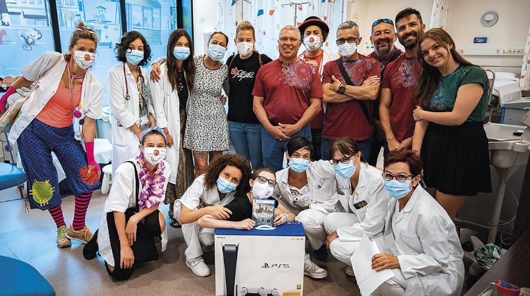 La acción se ha realizado en colaboración con la Asociación Bicos de Papel.