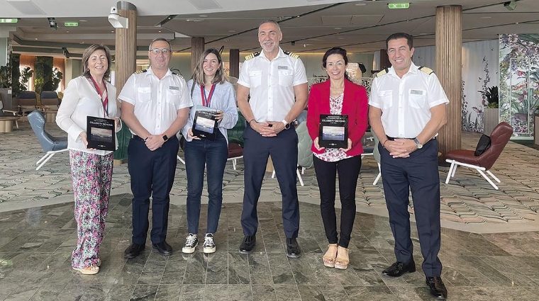 El buque “Celebrity Beyond” llega a Cartagena con más de 2.000 pasajeros.