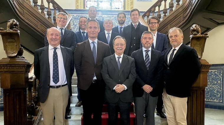 Un momento de la visita institucional realizada por representantes de la empresa y la Autoridad Portuaria de Ceuta al presidente de la Ciudad Autónoma, Juan Vivas.