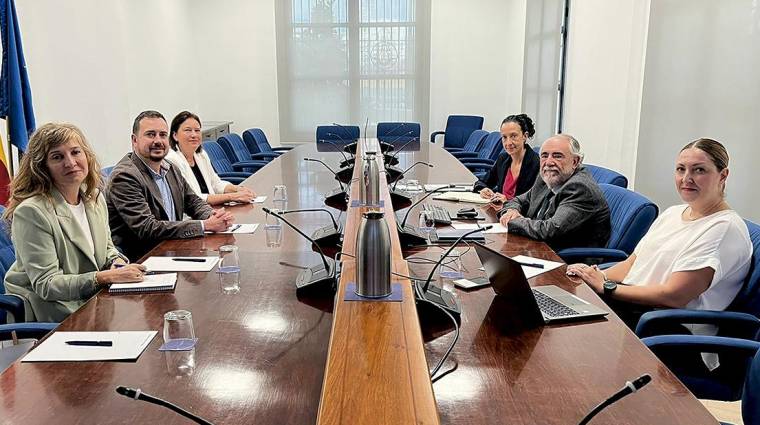 Una delegación gubernamental de la República de Bulgaria ha mantenido esta mañana un encuentro con representantes de Valenciaport.