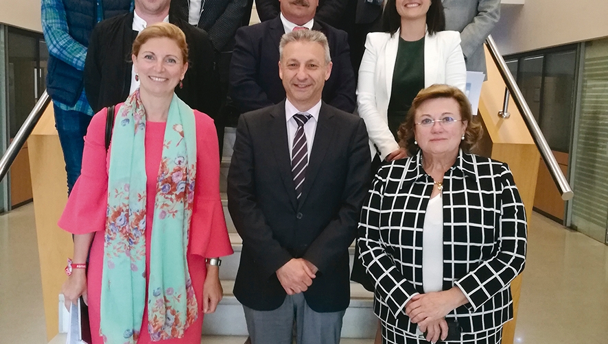 Los miembros del Consejo de la APC tras la reuni&oacute;n del viernes.